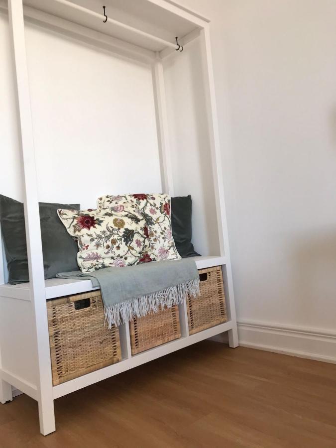 Santo Cristo Apartments ปอนตาเดลกาดา ภายนอก รูปภาพ